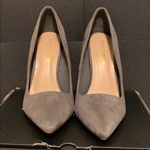 FASHION NOVA “JUST FORGET IT” GRAY PUMP HEEL - Picture 2 of 6